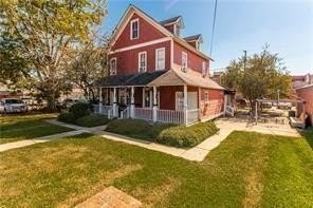 208 E Charles St #1 - Photo 1 of 1