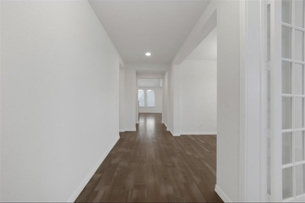 3704 Birch Wood Ct - Photo 3 of 26