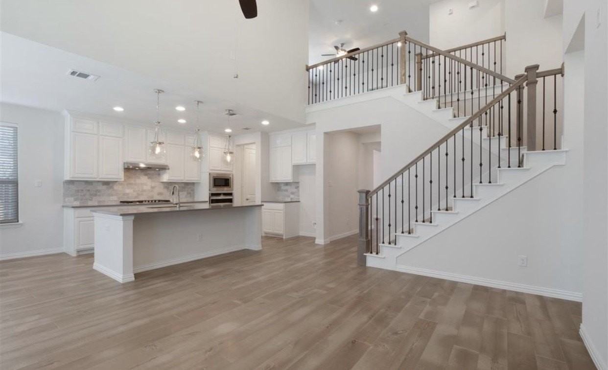 3704 Birch Wood Ct - Photo 4 of 26