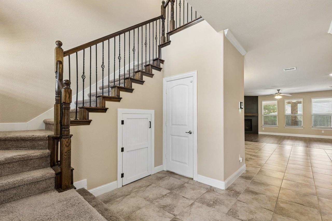 537 Hunt Farms Rd - Photo 4 of 36