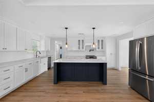 featured image of 2808 Woodland Dr