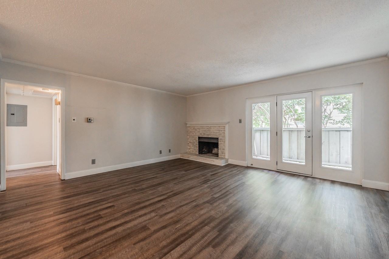 7706 Meadow Rd #225 - Photo 2 of 35