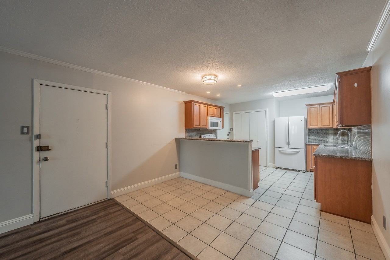 7706 Meadow Rd #225 - Photo 7 of 35