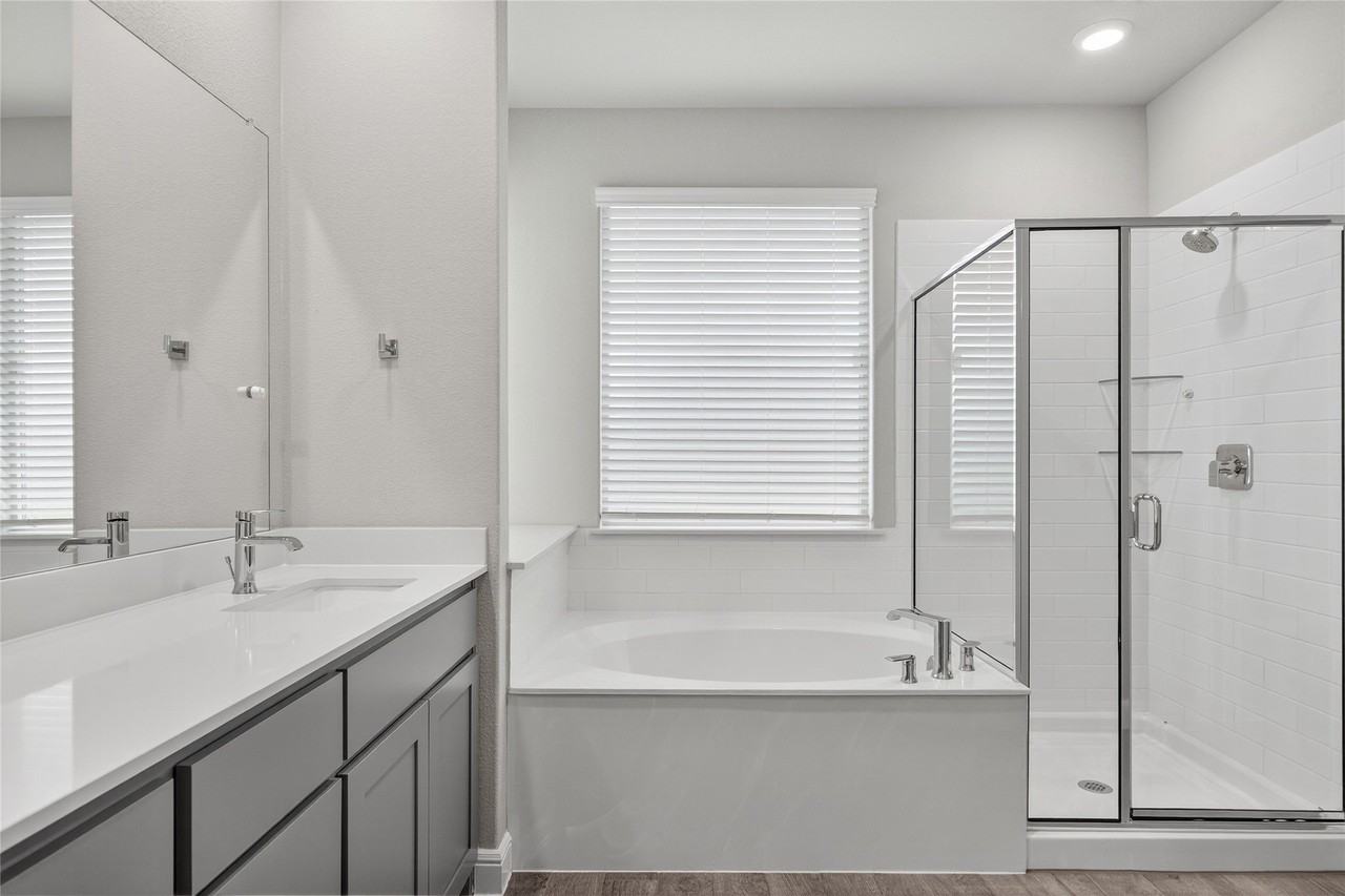 5401 Cypress Point Dr - Photo 5 of 14