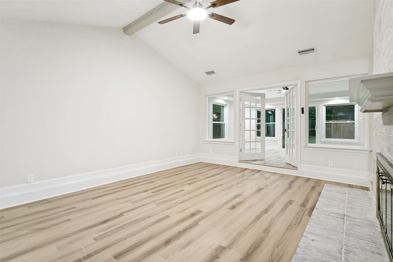 1434 Wildvalley Dr - Photo 5 of 28