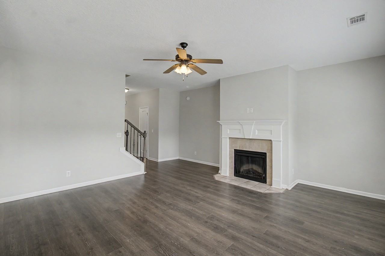 16 Cassels Ct #1 - Photo 6 of 35