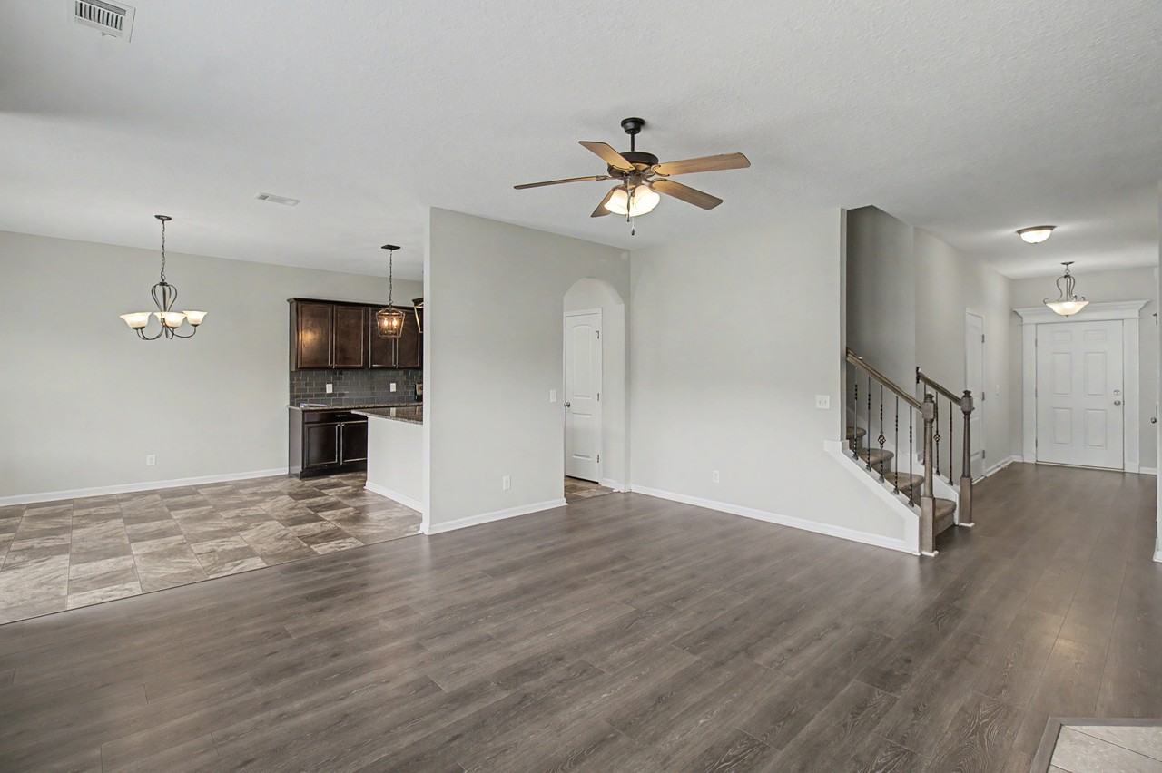 16 Cassels Ct #1 - Photo 7 of 35