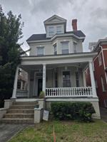 featured image of 910 Colonial Ave #B