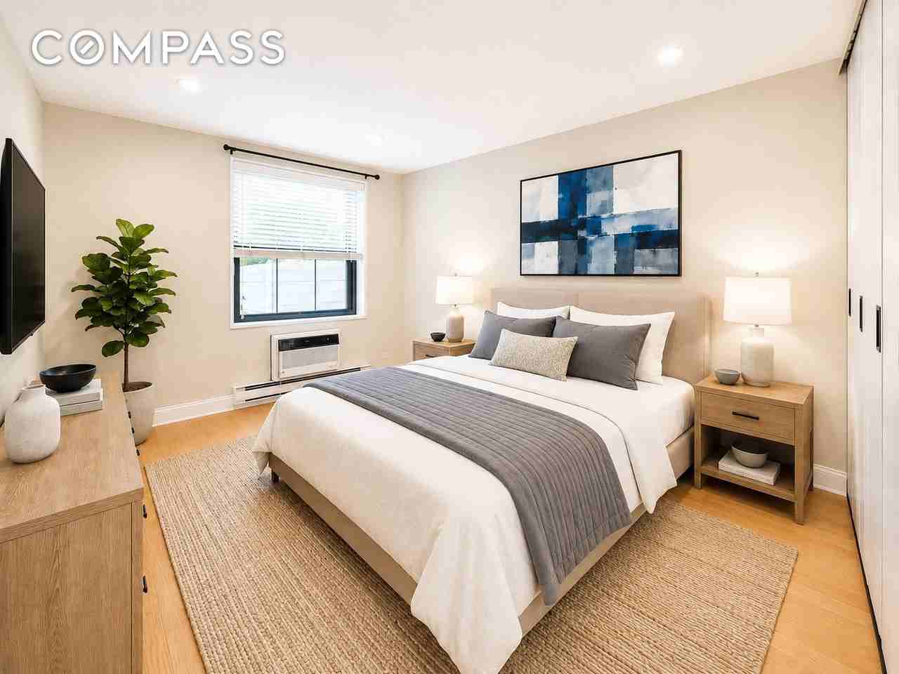 146 Bank St #2B - Photo 6 of 10