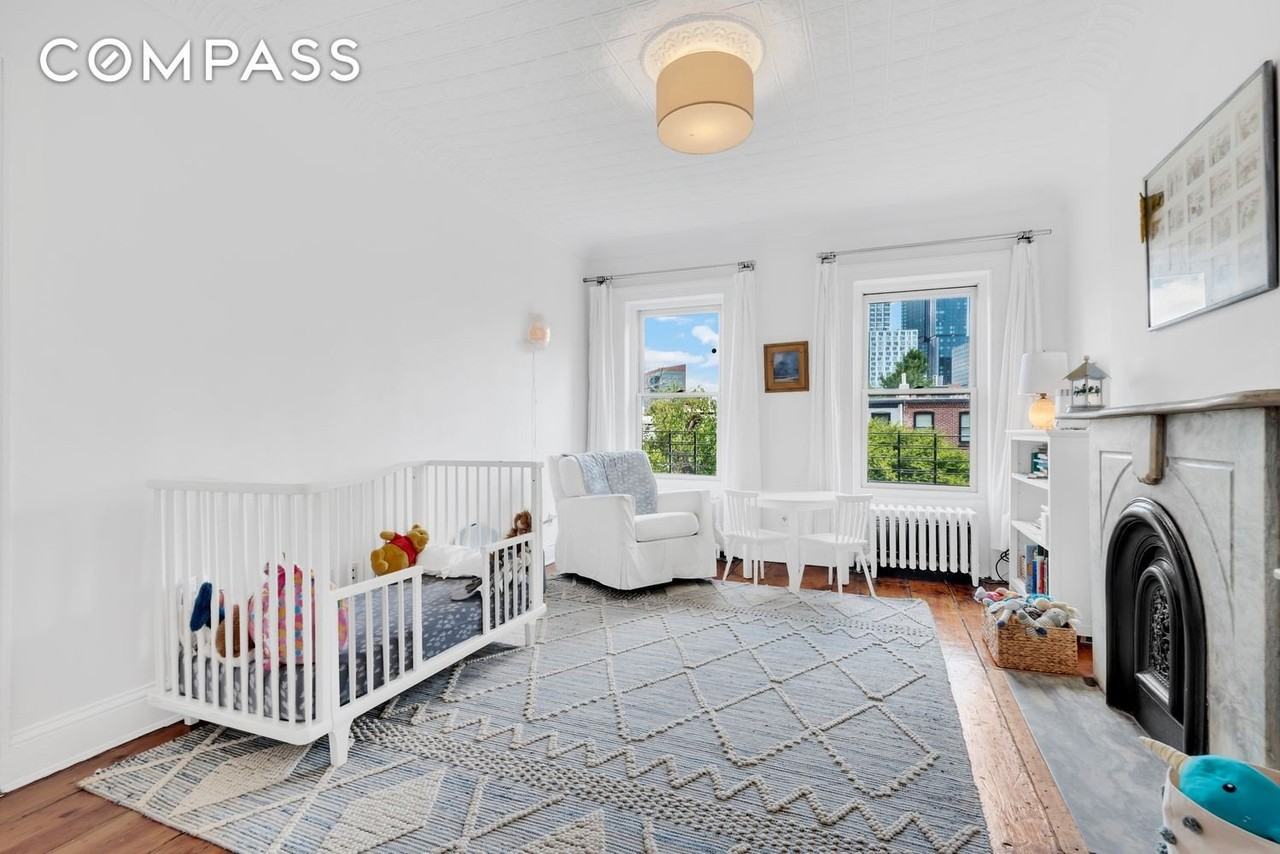 33 Sterling Pl #2 - Photo 5 of 12