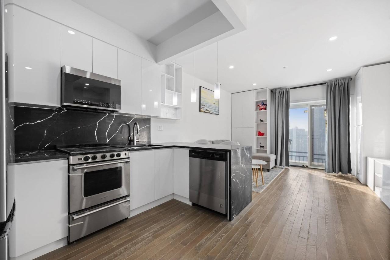 2491 Ocean Ave #6A - Photo 6 of 16