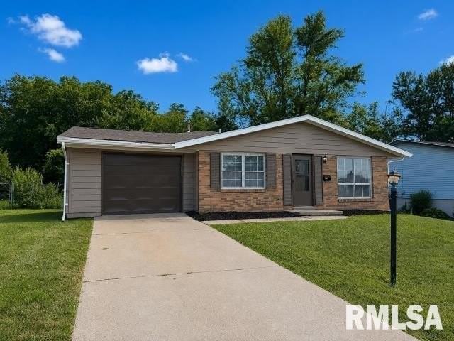 2220 W Kensington Dr - Photo 2 of 31