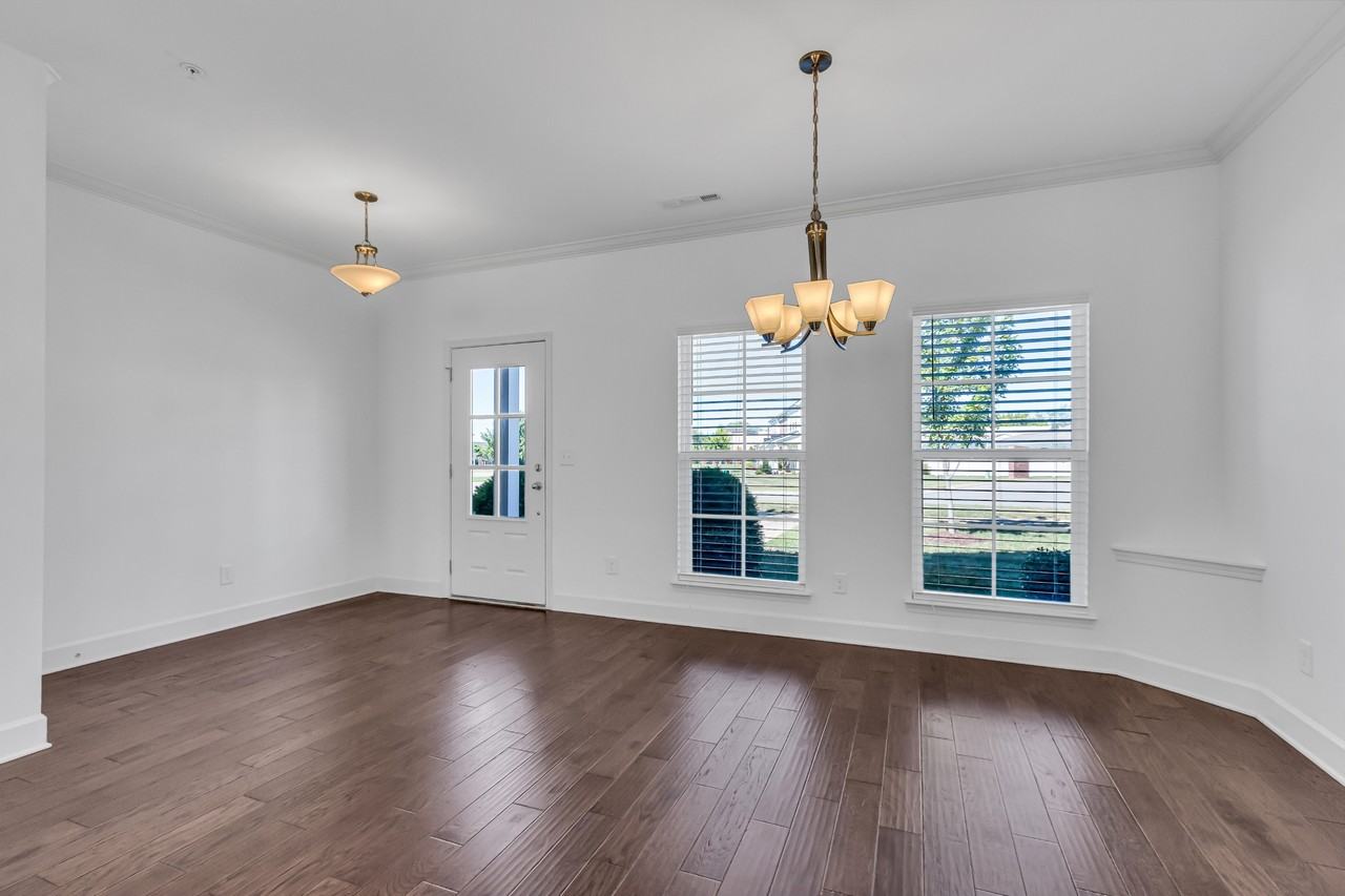 253 Mary Ann Cir #1 - Photo 4 of 36