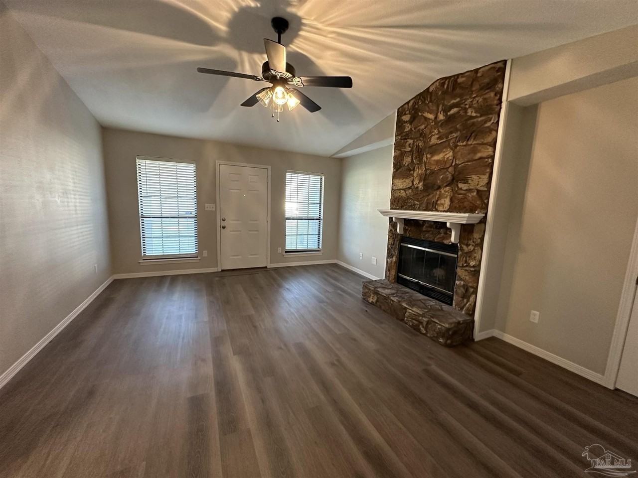 10150 Candlestick Ln - Photo 3 of 16
