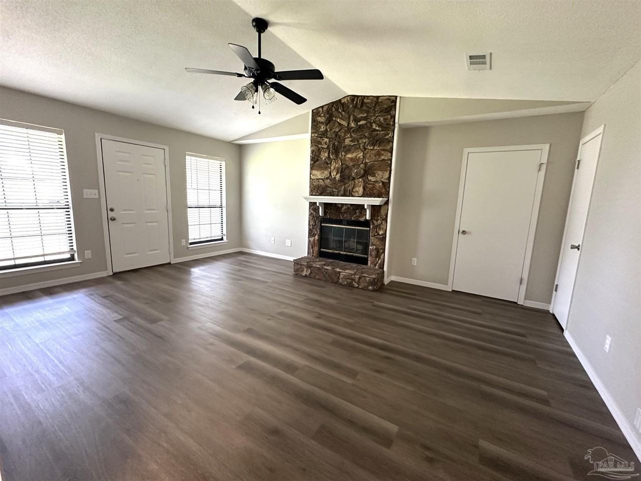 10150 Candlestick Ln - Photo 4 of 16