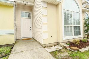 featured image of 1356 Redwood Ln