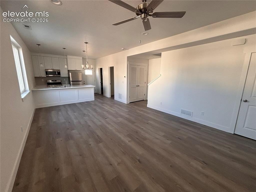 3627 Byram Pt - Photo 4 of 21