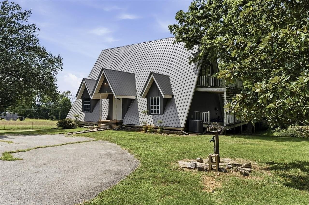 168 Halfway Rd - Photo 2 of 46