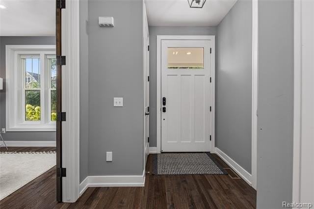 16276 Kirkshire Ave - Photo 4 of 37