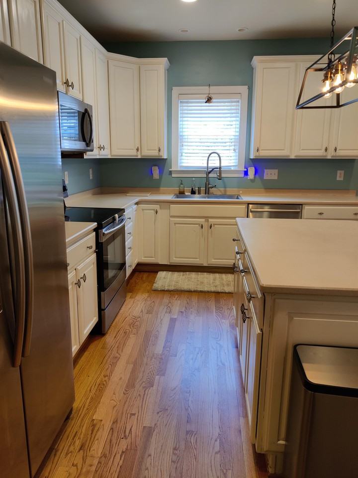 14512 Harvington Dr #1 - Photo 5 of 39