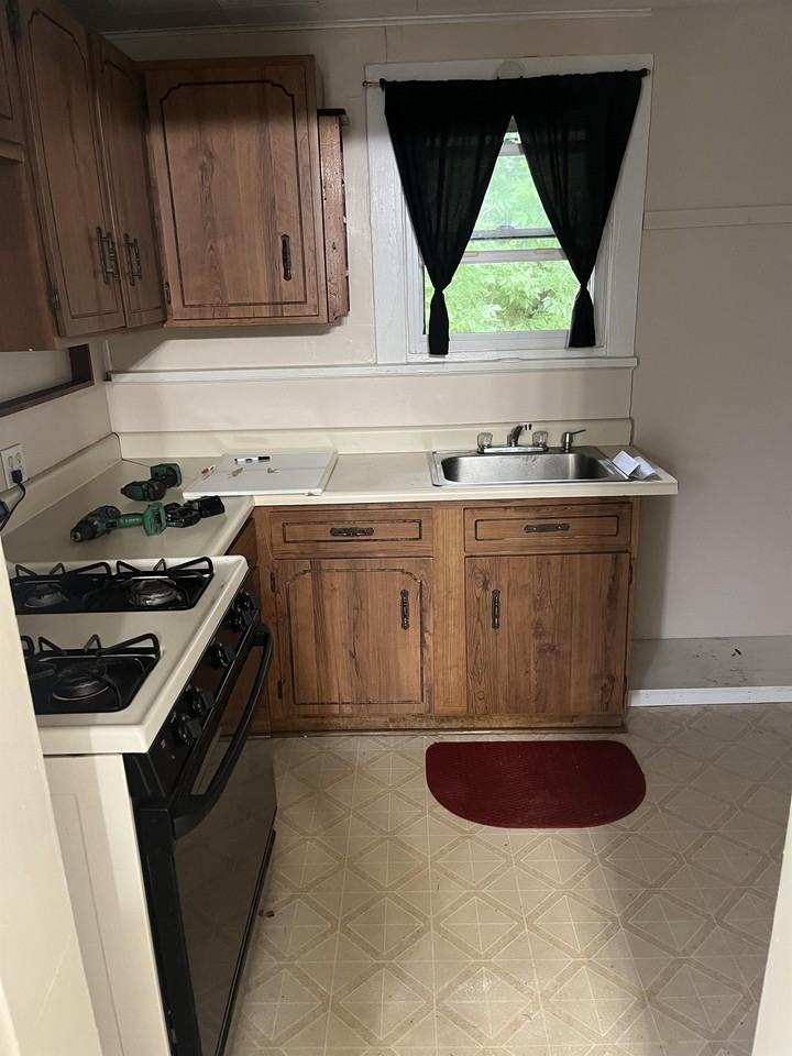 407 Harrison Ave #2 - Photo 4 of 7