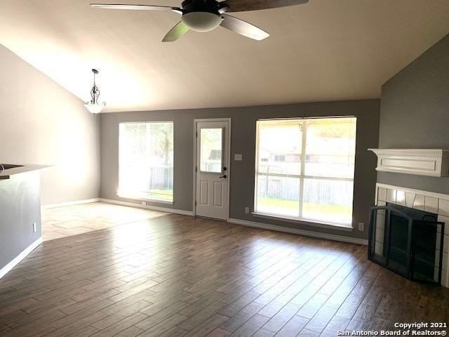 2546 Woodland Village Pl - Photo 7 of 21