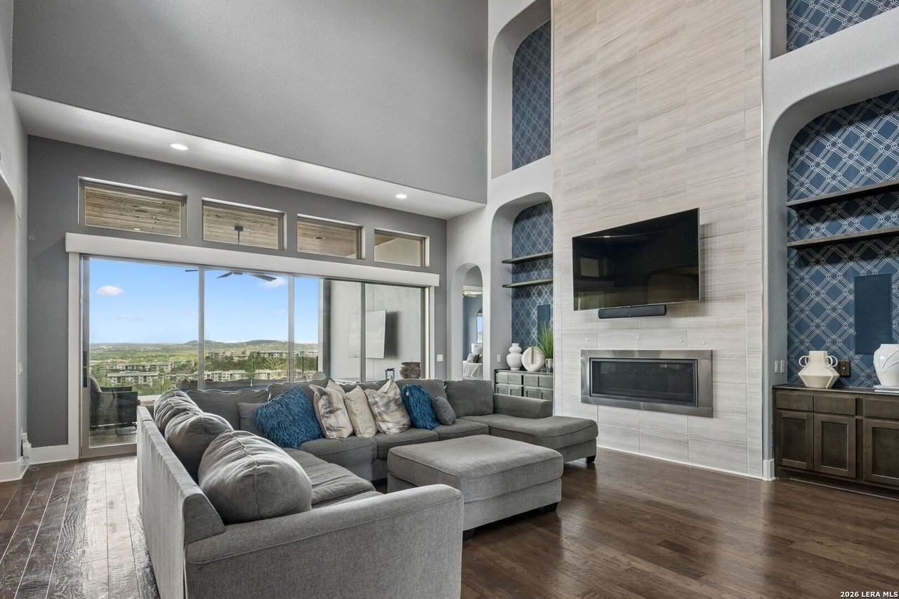 6743 Bella Colina - Photo 2 of 37