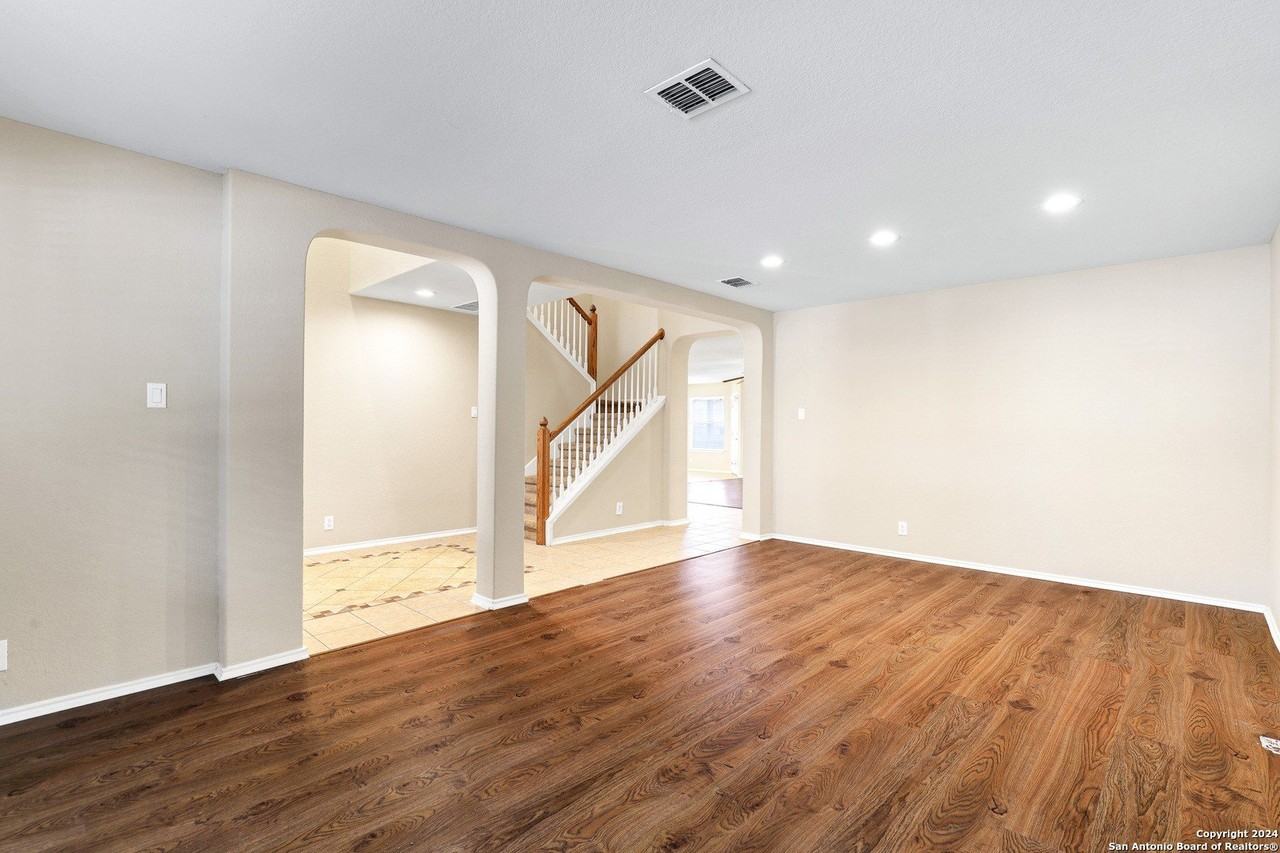 9610 Discovery Rise - Photo 3 of 30
