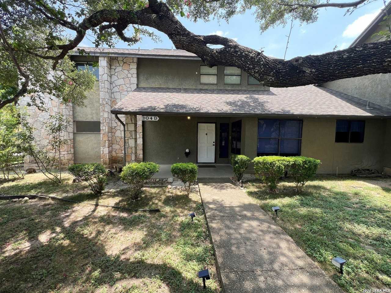 304 Thetford - Photo 2 of 50