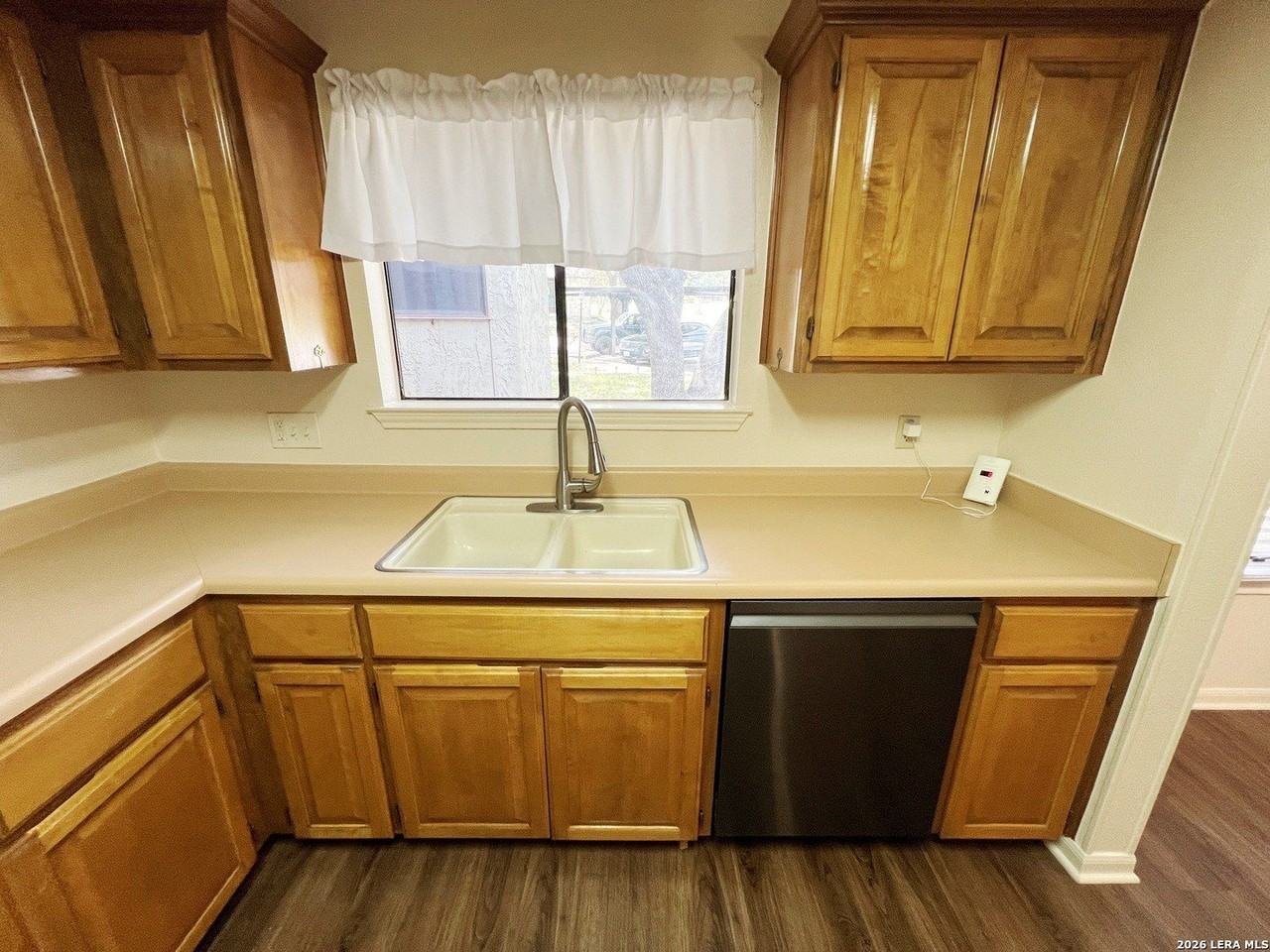 304 Thetford - Photo 7 of 50