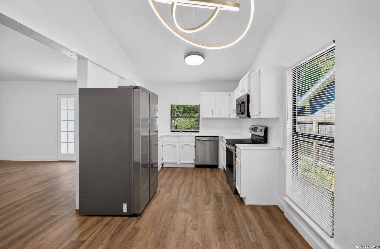 4606 La Marquesa St - Photo 5 of 14
