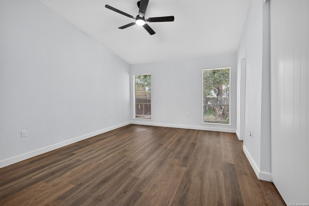 4606 La Marquesa St - Photo 7 of 14