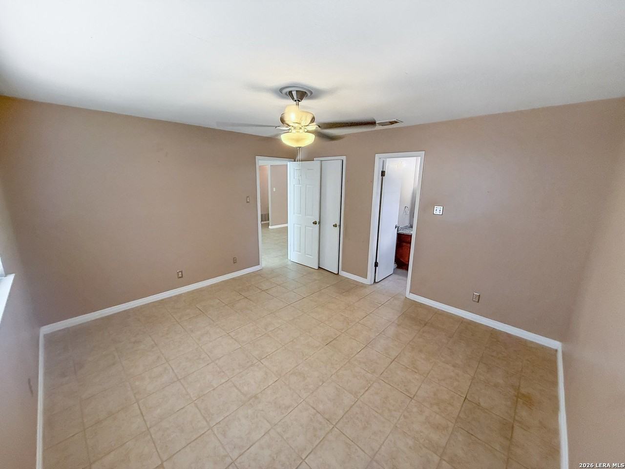 5958 Hidden Dale St - Photo 5 of 21