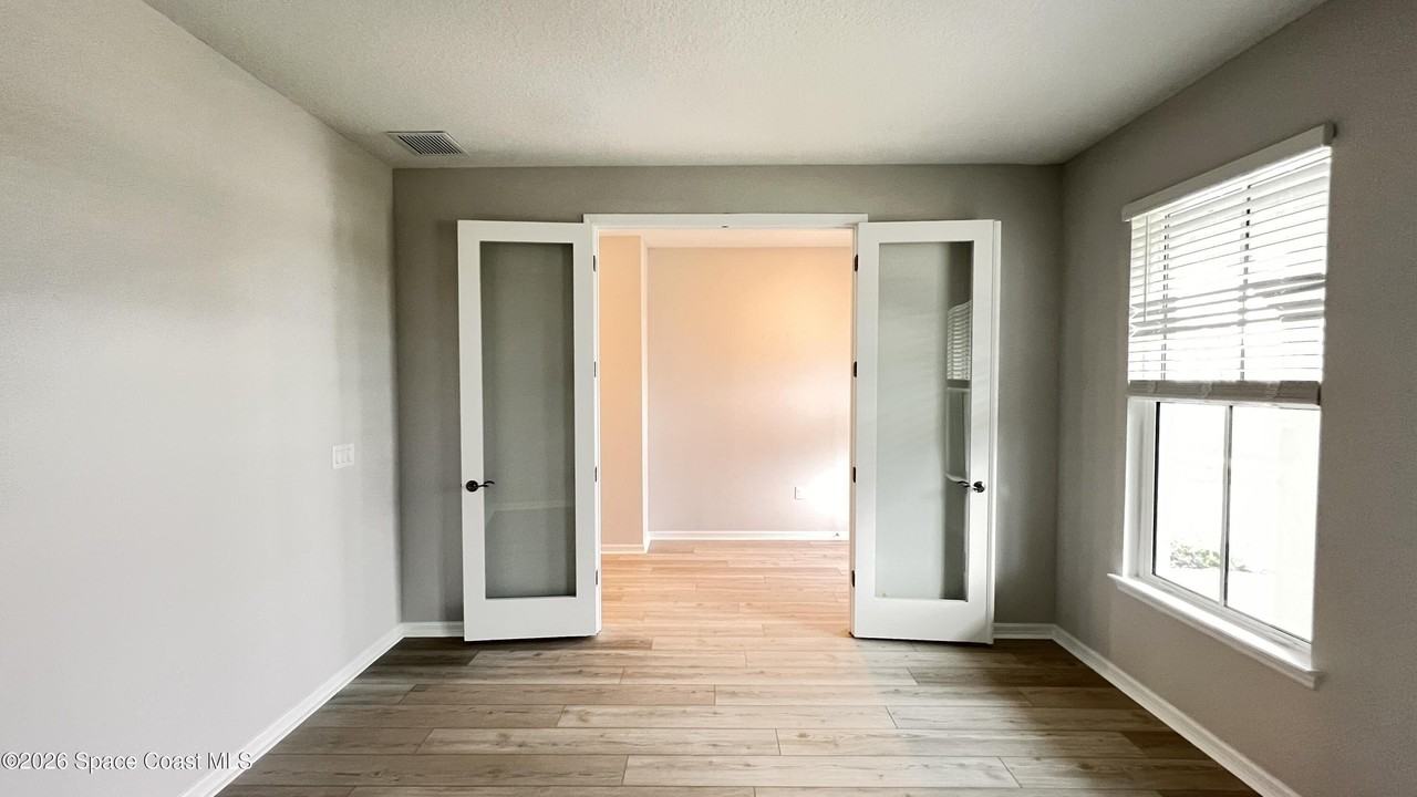 5009 Sunnytime St - Photo 5 of 42