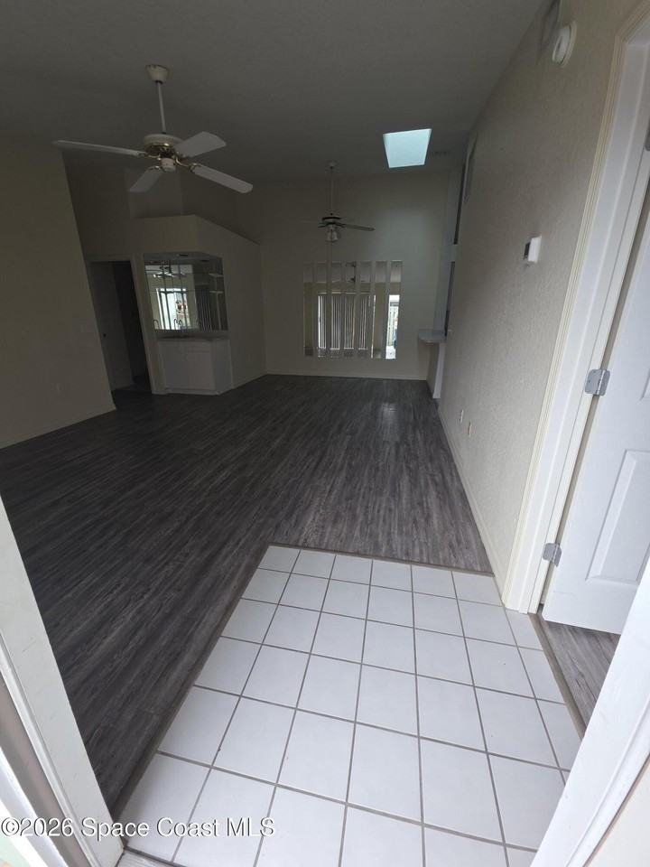 1922 Quail Ridge Ct #2304 - Photo 5 of 17
