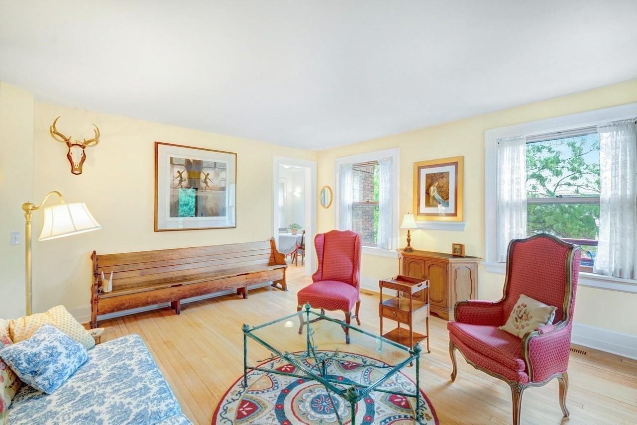 25 Langdon St #B - Photo 5 of 17
