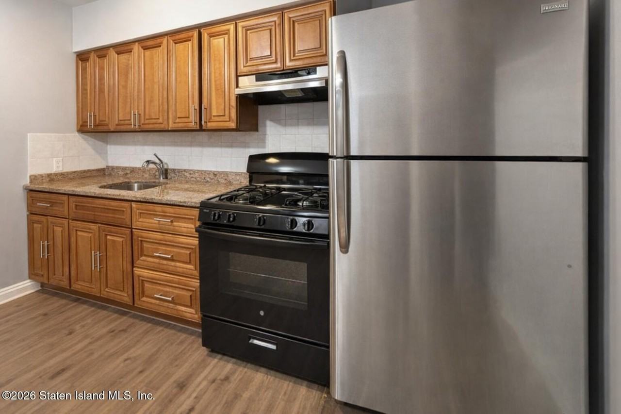 423 Lisk Ave #1 - Photo 3 of 8