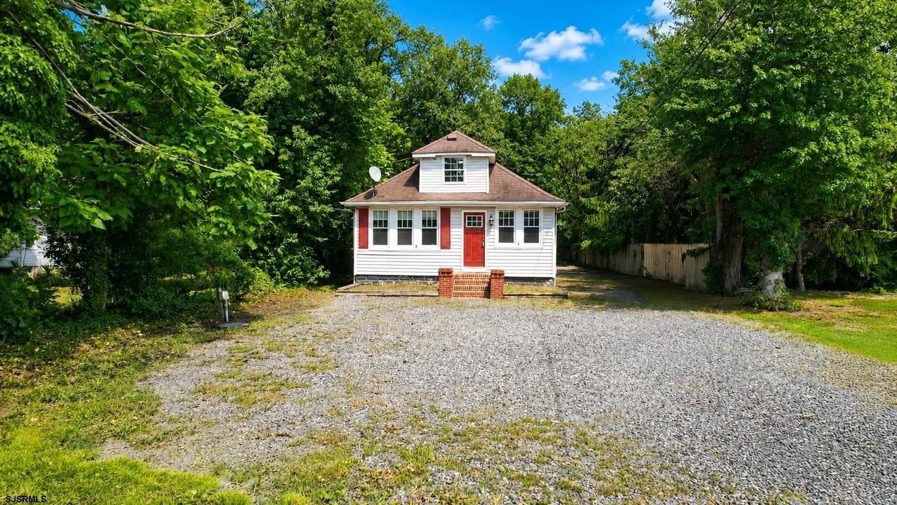 316 Pitney Rd - Photo 4 of 50