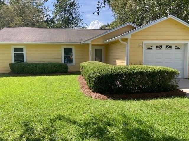 3232 Riddle Dr - Photo 2 of 30