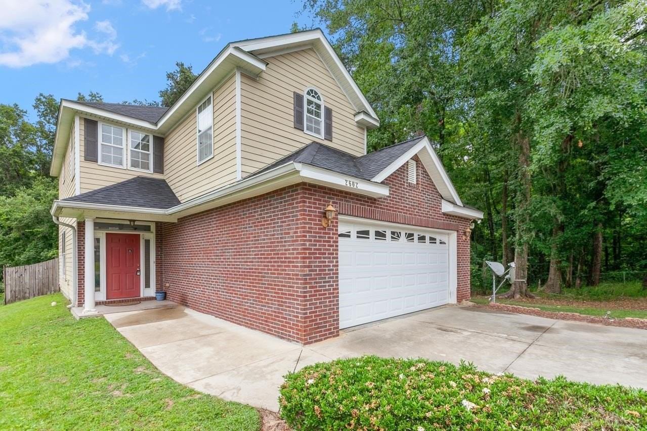 2602 Fenwood Ct - Photo 2 of 41