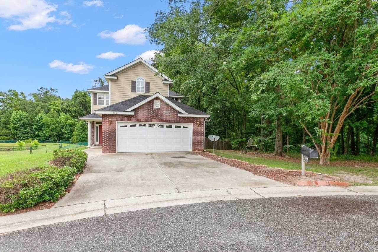2602 Fenwood Ct - Photo 3 of 41