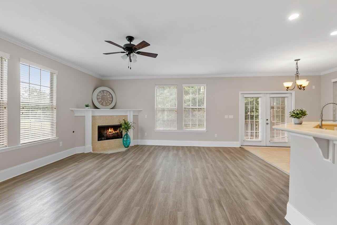 2602 Fenwood Ct - Photo 7 of 41
