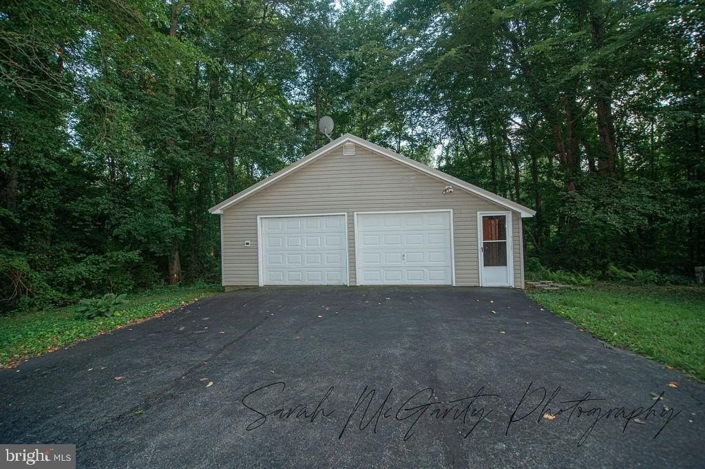 910 Sharon Hill Rd - Photo 3 of 12