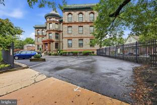 2400-UNIT #4 BAYNARD Boulevard - Photo 1 of 1