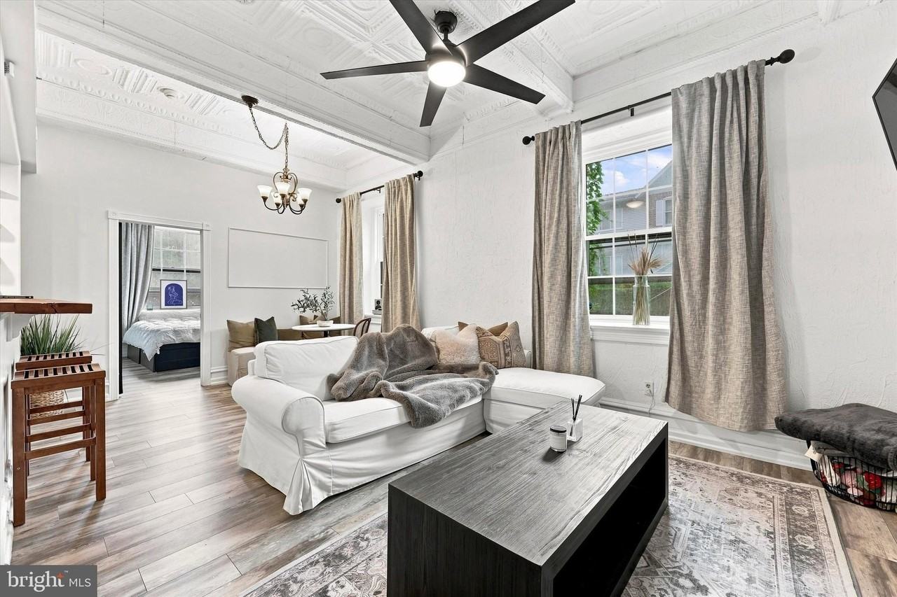 2400-UNIT #4 BAYNARD Boulevard - Photo 4 of 15