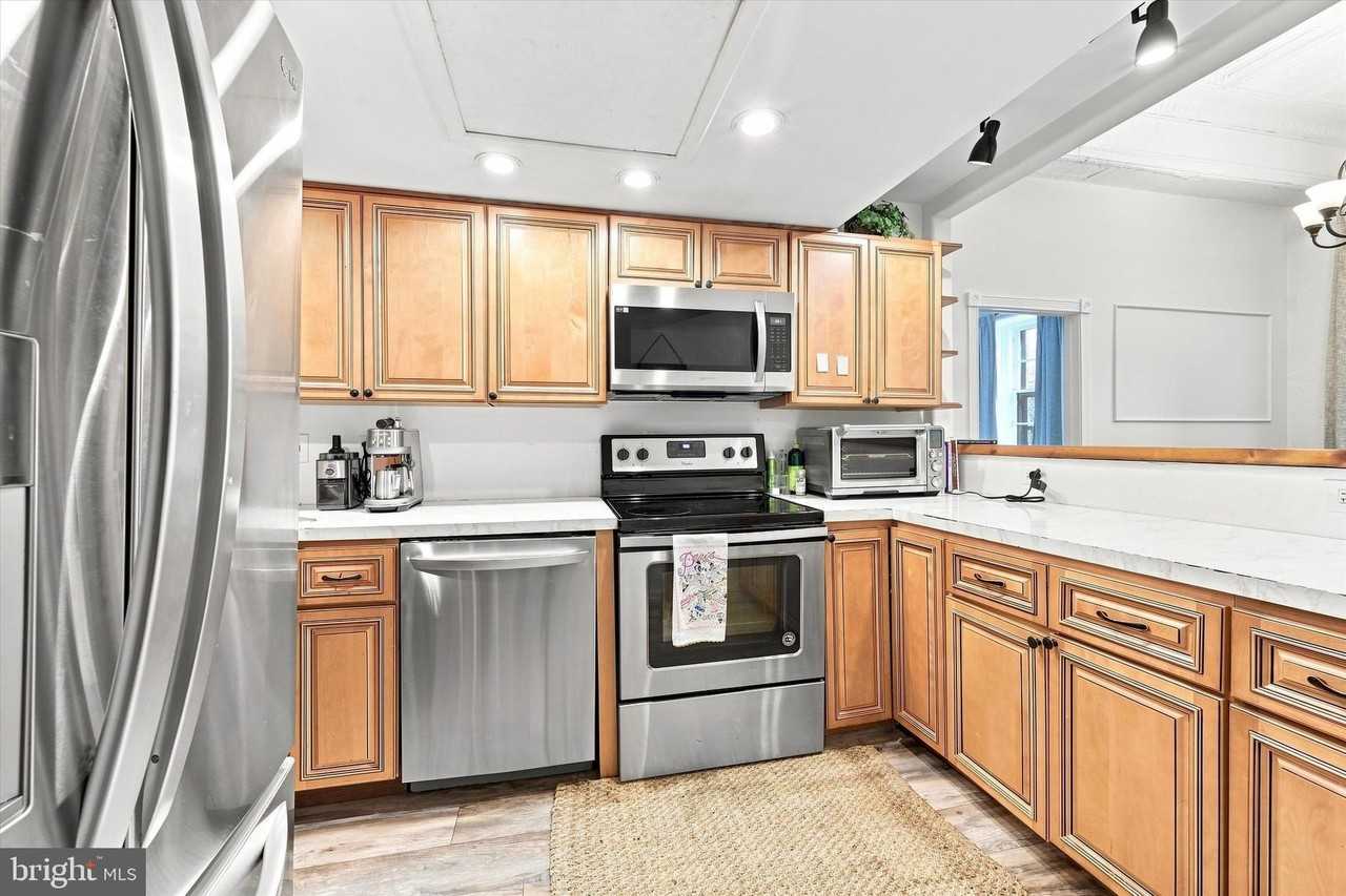 2400-UNIT #4 BAYNARD Boulevard - Photo 6 of 15