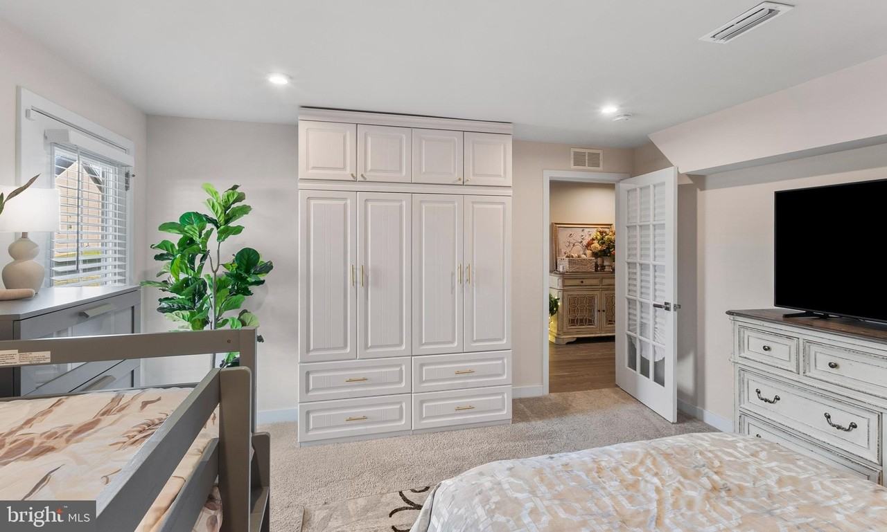 116 Torrey Dr - Photo 4 of 27