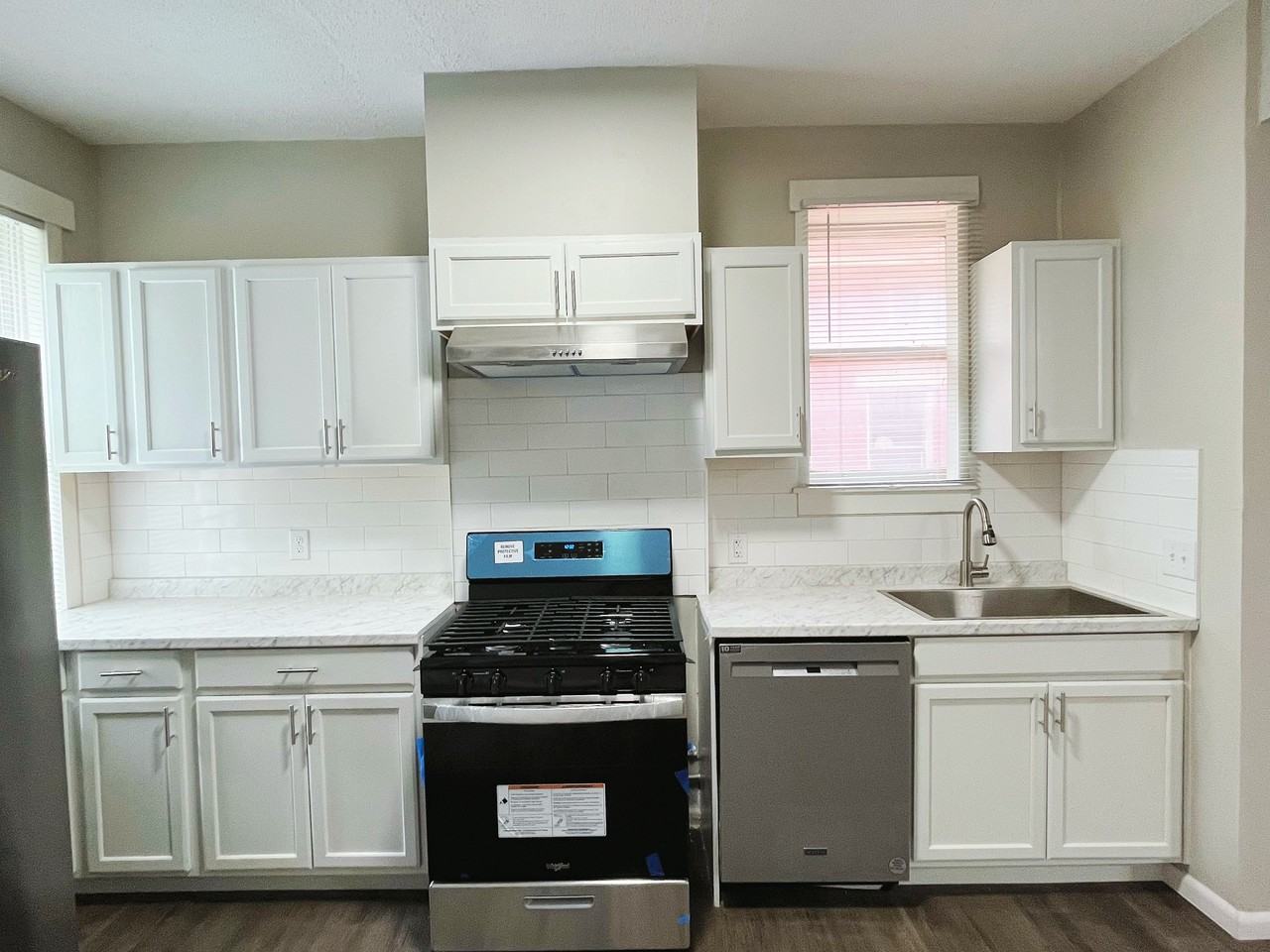2620 Melrose Ave #2 - Photo 4 of 16