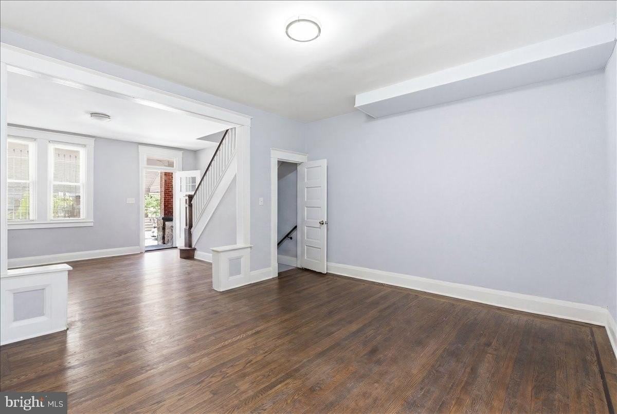 1231 N Potomac St - Photo 7 of 25
