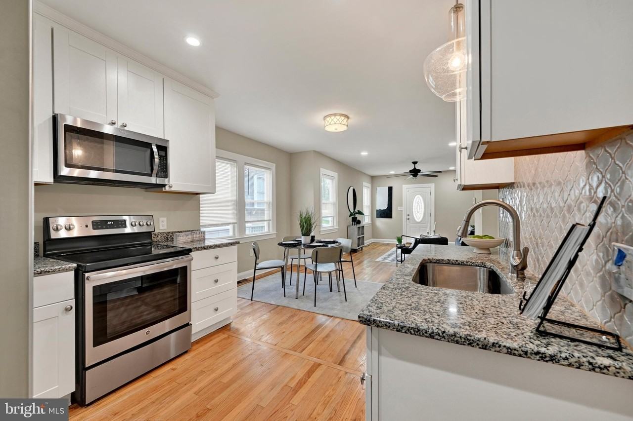 2630 Wycliffe Rd - Photo 3 of 25